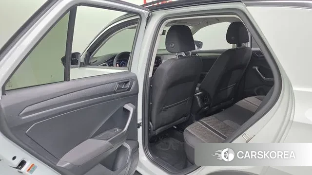 Volkswagen T-Roc id 3707613 из Кореи 8