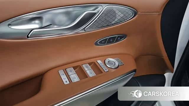 Genesis GV70 id 3640632 из Кореи 8