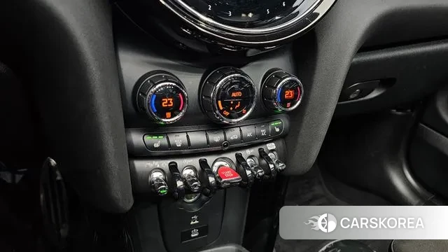 Mini Cooper S Convertible id 3696918 из Кореи 8