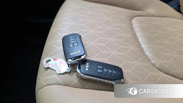 Kia Carnival 4th generation id 4602820 из Кореи 8