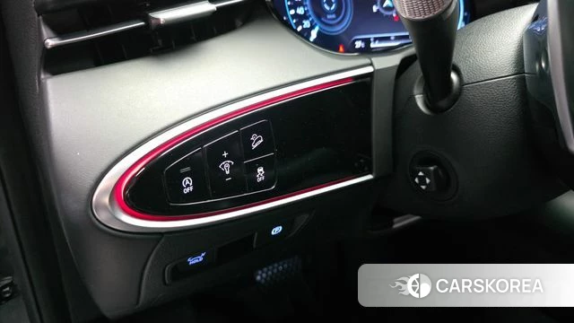 Genesis GV70 id 4518935 из Кореи 8