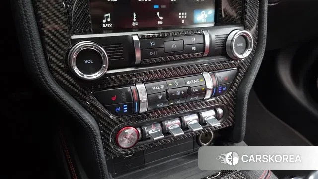 Ford Mustang id 3013638 из Кореи 8