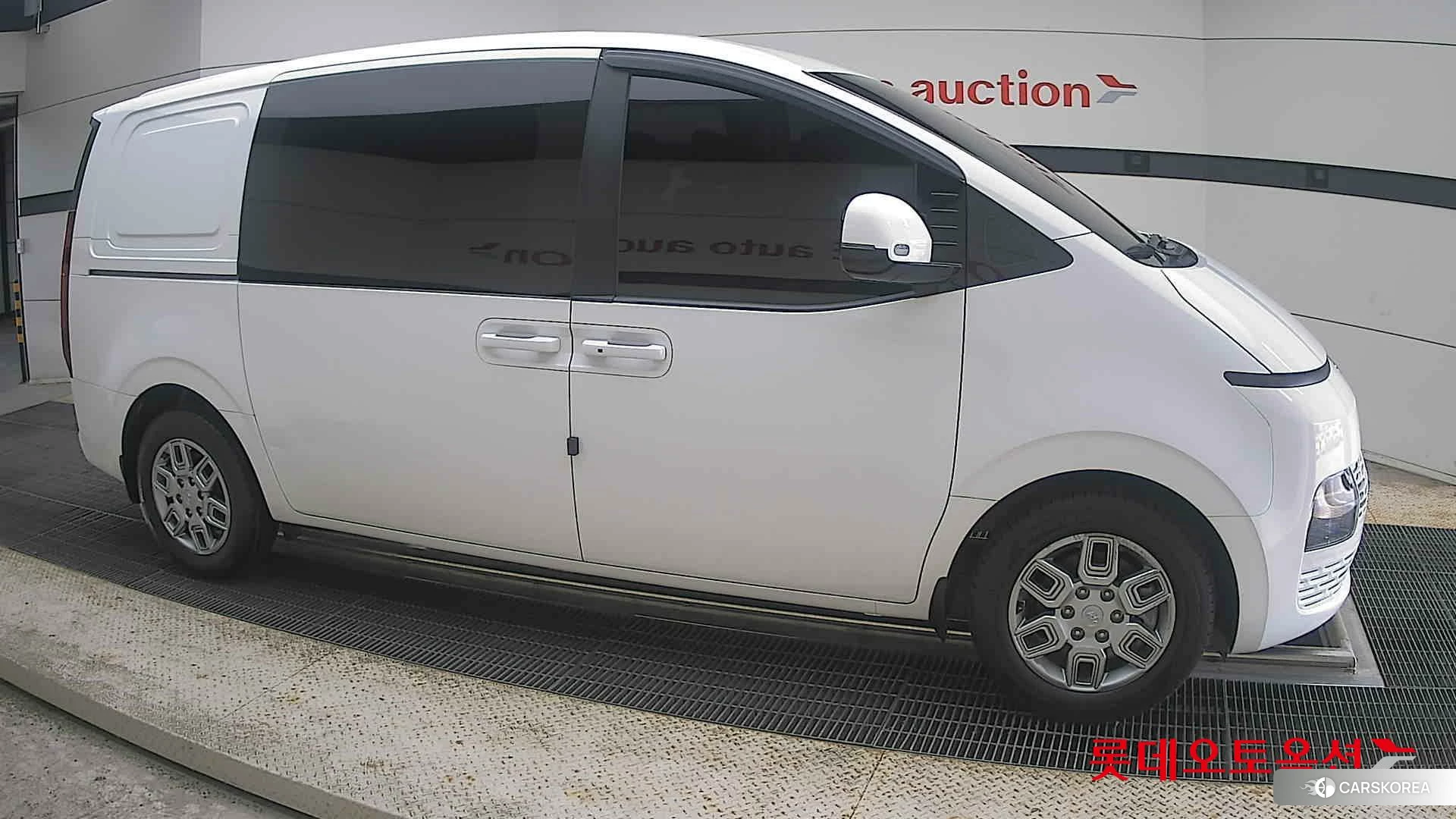 Hyundai Staria id 4498338 из Кореи 8