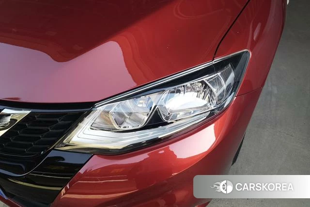 Nissan TIIDA id 4291519 из Китая 8