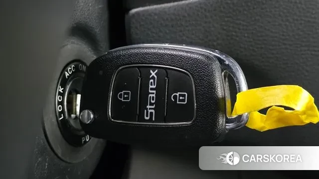 Hyundai The New Grand Starex id 3788882 из Кореи 8