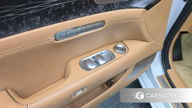 Genesis G90 (RS4) id 3851787 из Кореи 8