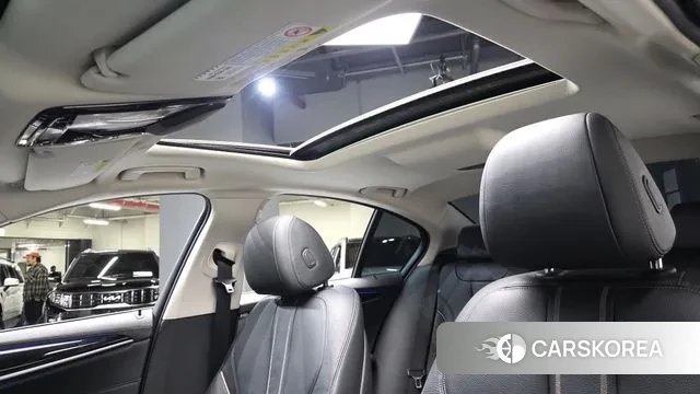 BMW 5 Series (G30) id 3357171 из Кореи 8