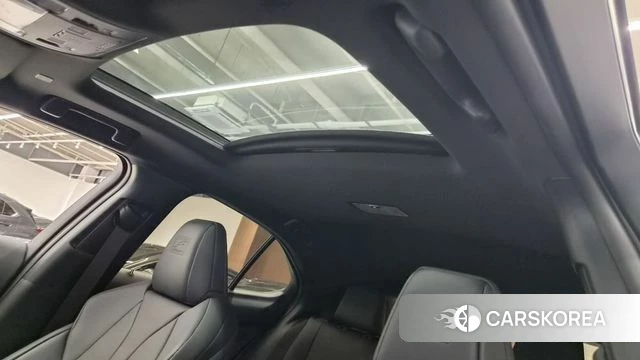 Lexus UX300h id 4773329 из Кореи 8
