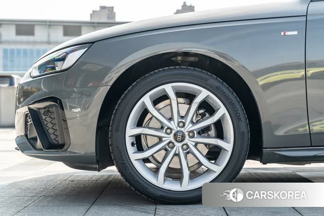 Audi A4 (import) id 4260252 из Китая 8