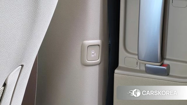 Kia The New Carnival id 4188452 из Кореи 8