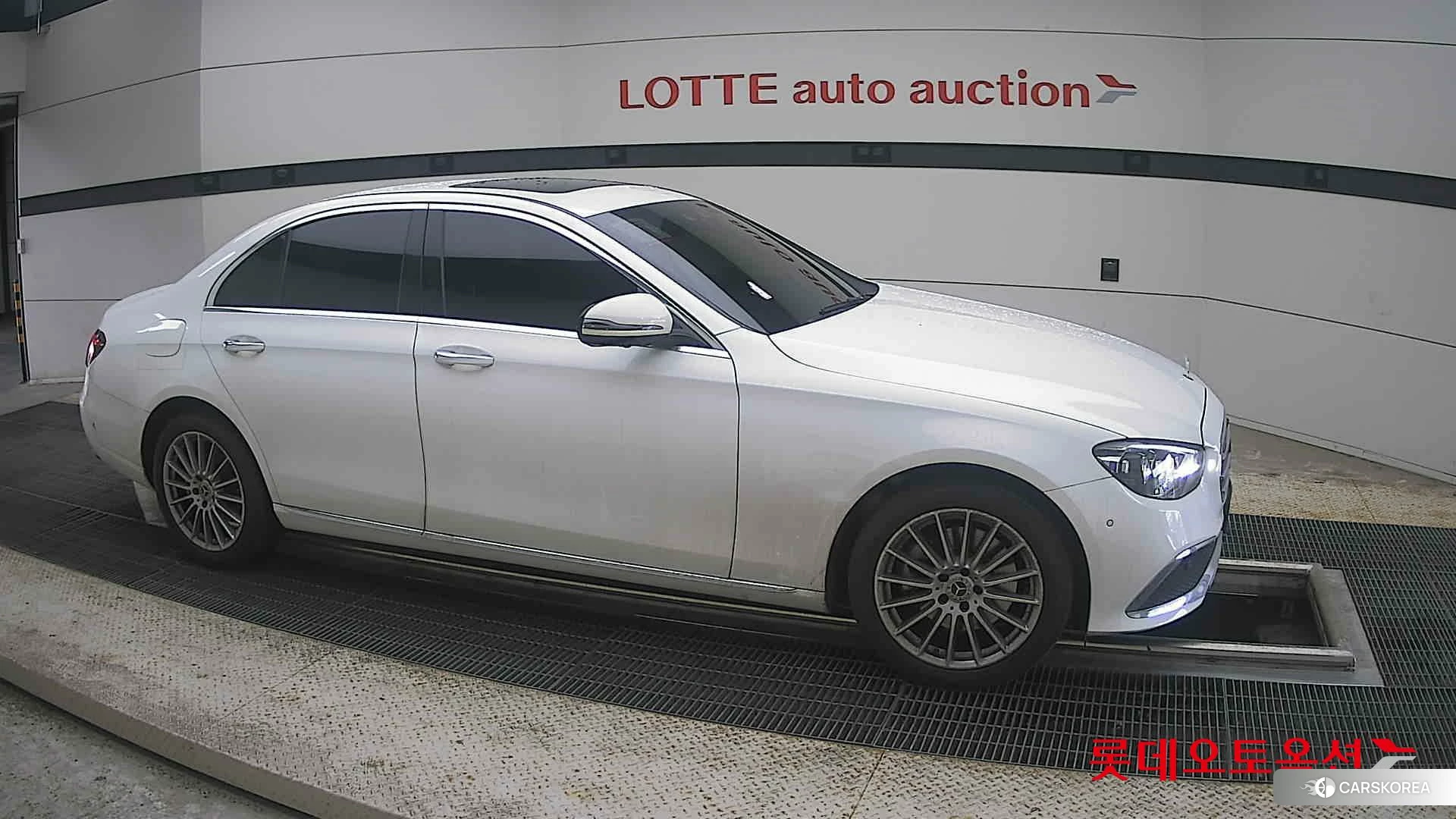 Mercedes-Benz Mercedes-Benz E250 id 4498463 из Кореи 8