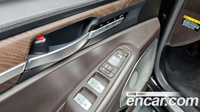 Genesis G90 id 2357056 из Кореи 8