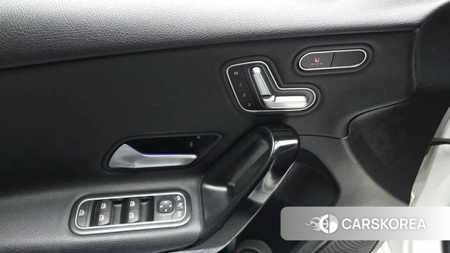 Mercedes-Benz A-Class W177 id 3955134 из Кореи 8