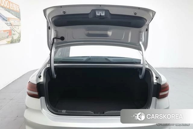 Volkswagen Lavida id 4307118 из Китая 8