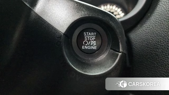 Jeep Renegade id 3955316 из Кореи 8