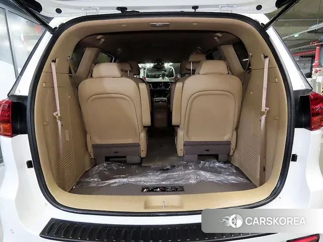 Kia The New Carnival id 3592923 из Кореи 8