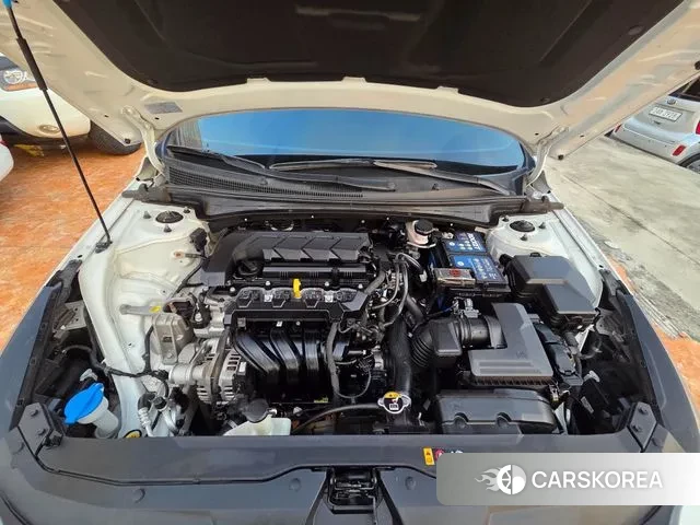 Hyundai Avante (CN7) id 3454003 из Кореи 8