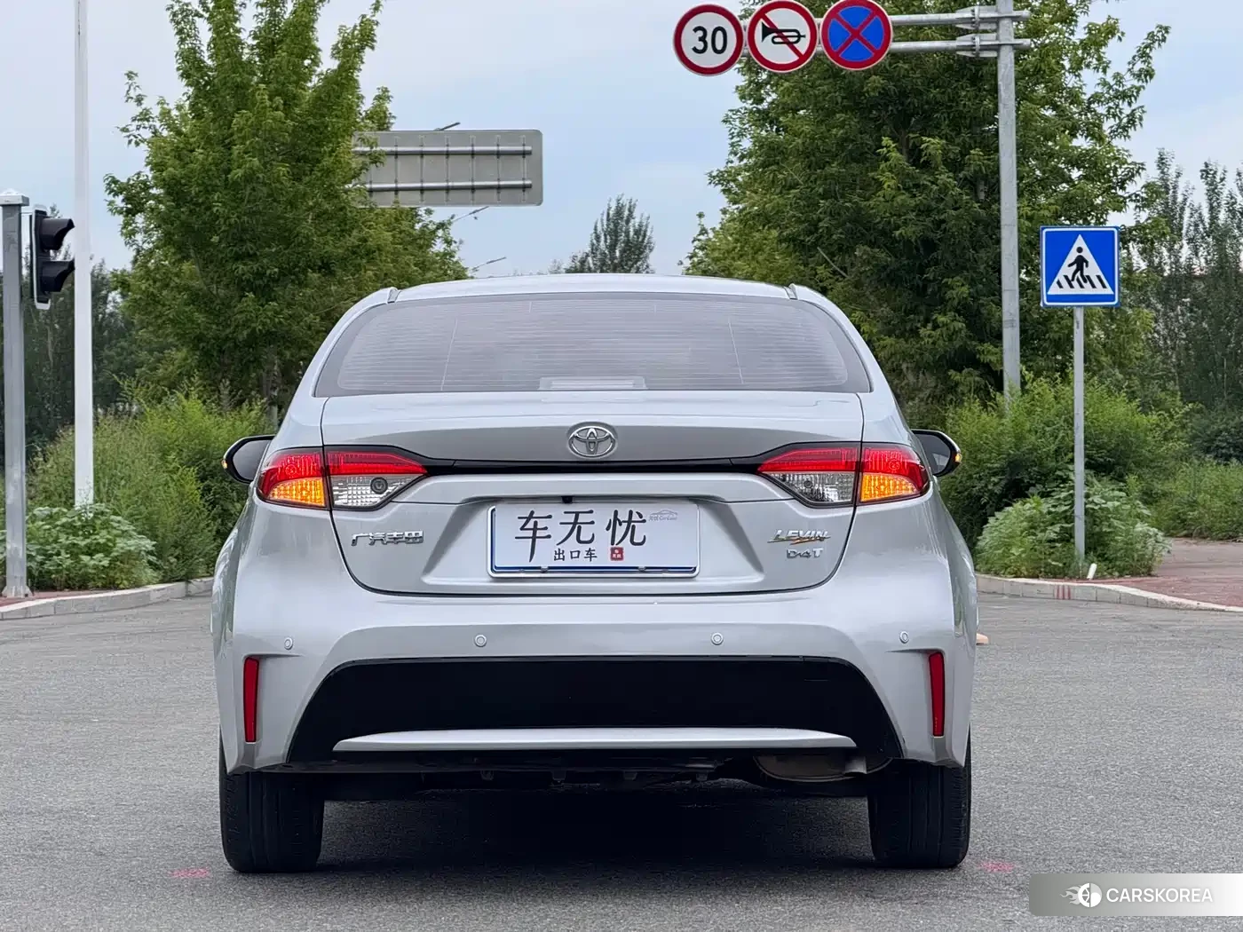 Toyota Levin id 4589497 из Китая 8