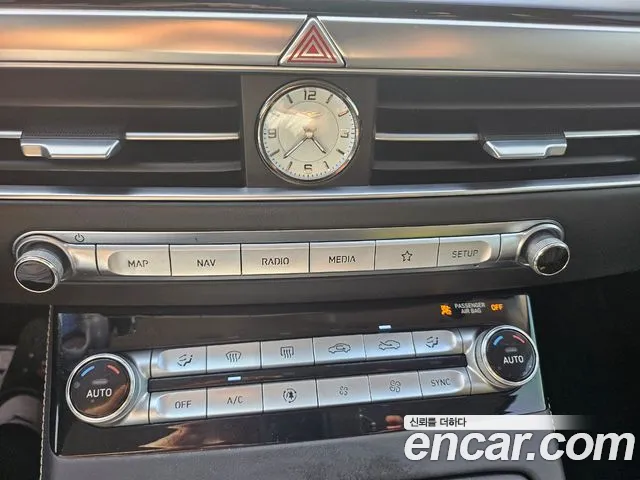 Genesis G90 id 2647184 из Кореи 8