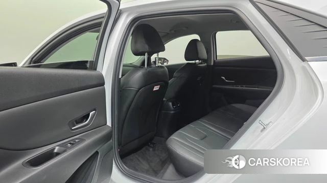 Hyundai Avante (CN7) id 3819078 из Кореи 8