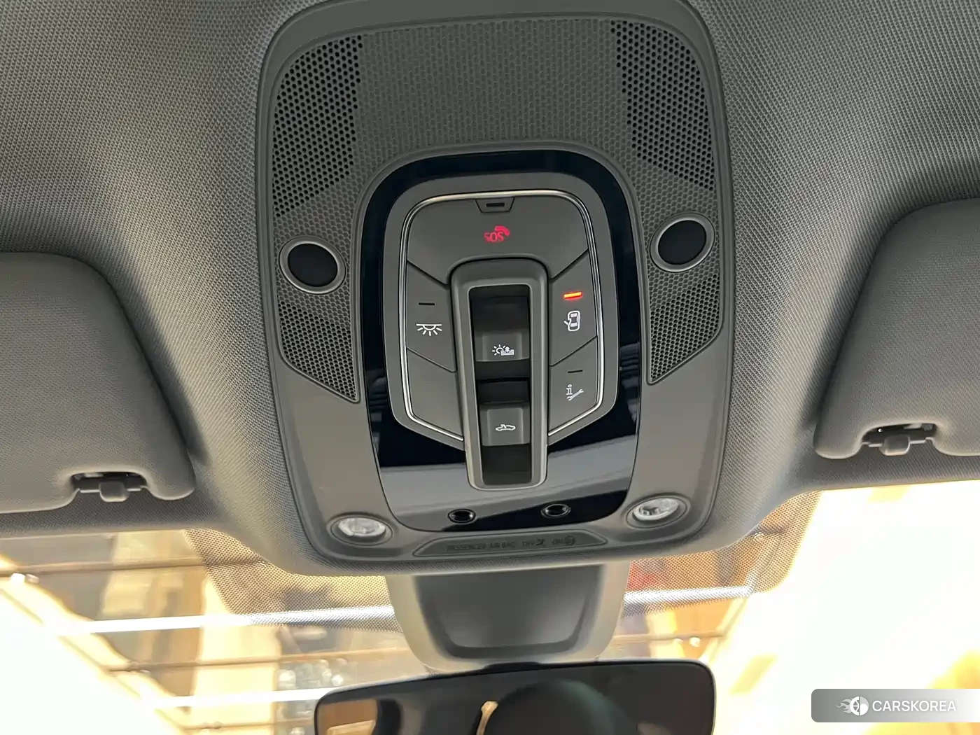 Audi Q5L id 4553832 из Китая 8