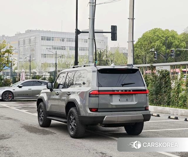 Lexus GX id 4240038 из Китая 8