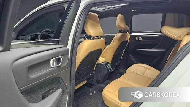 Volvo XC40 id 3916050 из Кореи 8