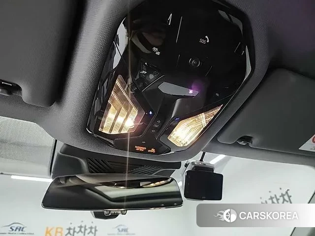 BMW 5 Series (G60) id 3405033 из Кореи 8