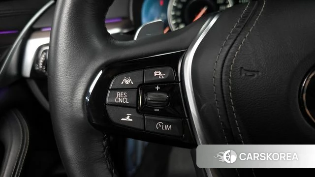 BMW 5 Series (G30) id 3873951 из Кореи 8