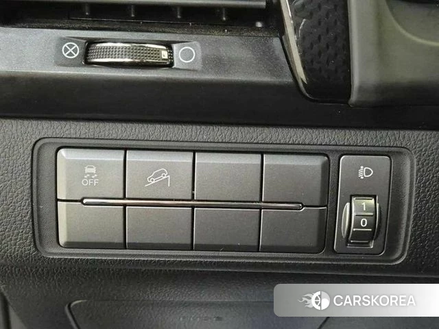 Ssangyong Rexton Sports Cannes id 4717376 из Кореи 8