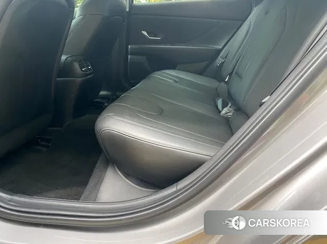 Hyundai Avante (CN7) id 2890982 из Кореи 8