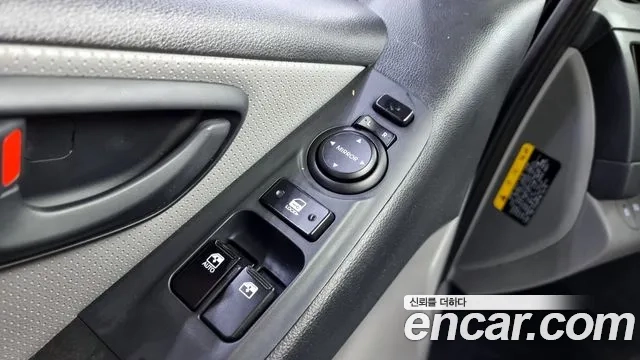 Hyundai The New Grand Starex id 2932408 из Кореи 8