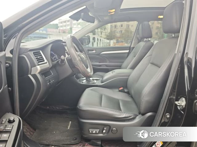 Toyota Highlander id 4336404 из Китая 8