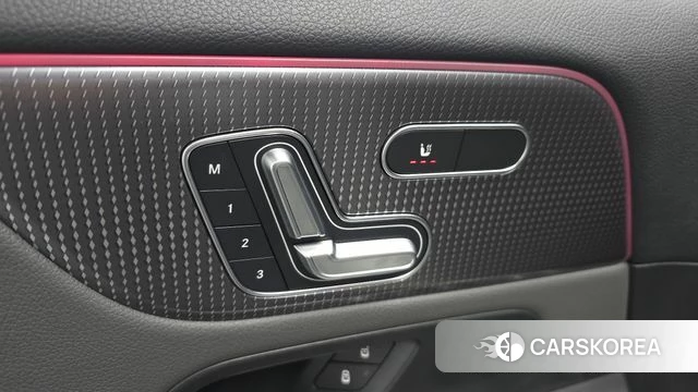 Mercedes-Benz EQA H243 id 3940633 из Кореи 8