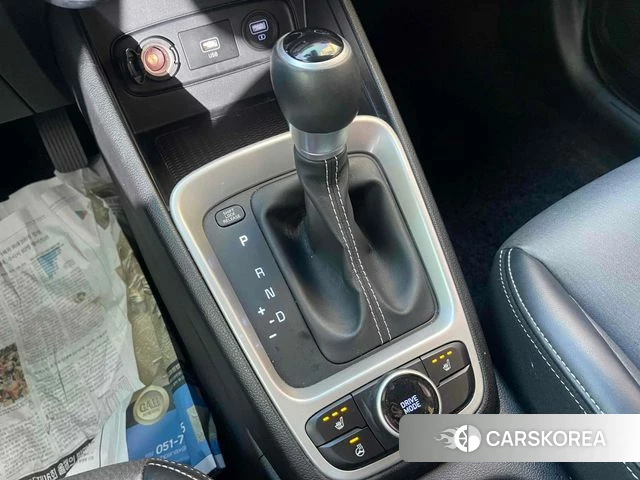 Hyundai Venue id 4203534 из Кореи 8