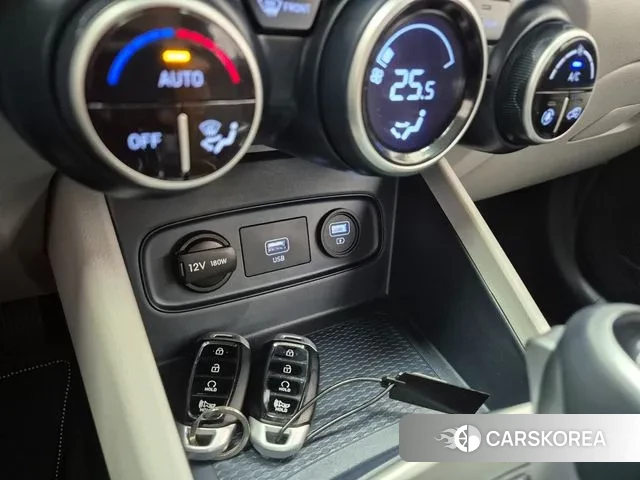 Hyundai Venue id 3339348 из Кореи 8