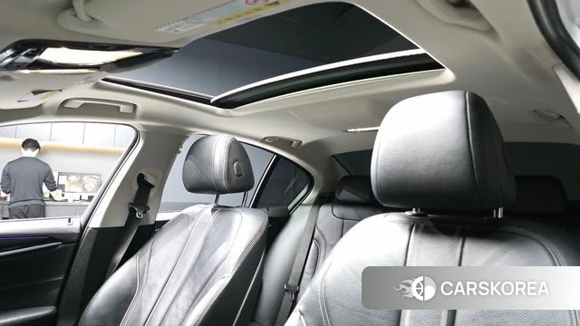 BMW 5 Series (G30) id 3834726 из Кореи 8