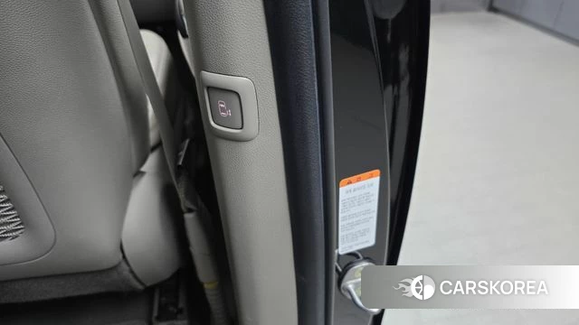 Kia The New Carnival id 3879366 из Кореи 8