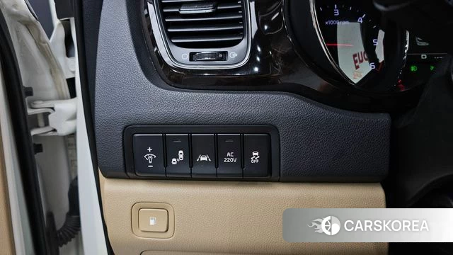 Kia The New Carnival id 4781061 из Кореи 8