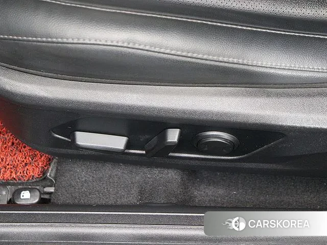 Hyundai Avante (CN7) id 3448953 из Кореи 8