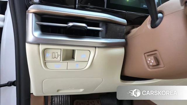 Hyundai Grandeur (GN7) id 4488111 из Кореи 8