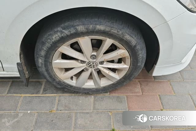 Volkswagen Bora id 4261012 из Китая 8