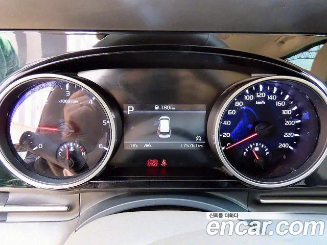 Kia Carnival 4th generation id 2687437 из Кореи 8