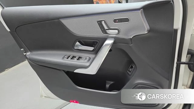 Mercedes-Benz A-Class W177 id 4384190 из Кореи 8