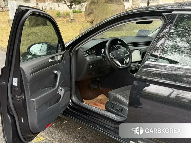 Volkswagen Magotan id 4278532 из Китая 8