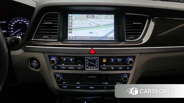Genesis G80 id 4331601 из Кореи 8