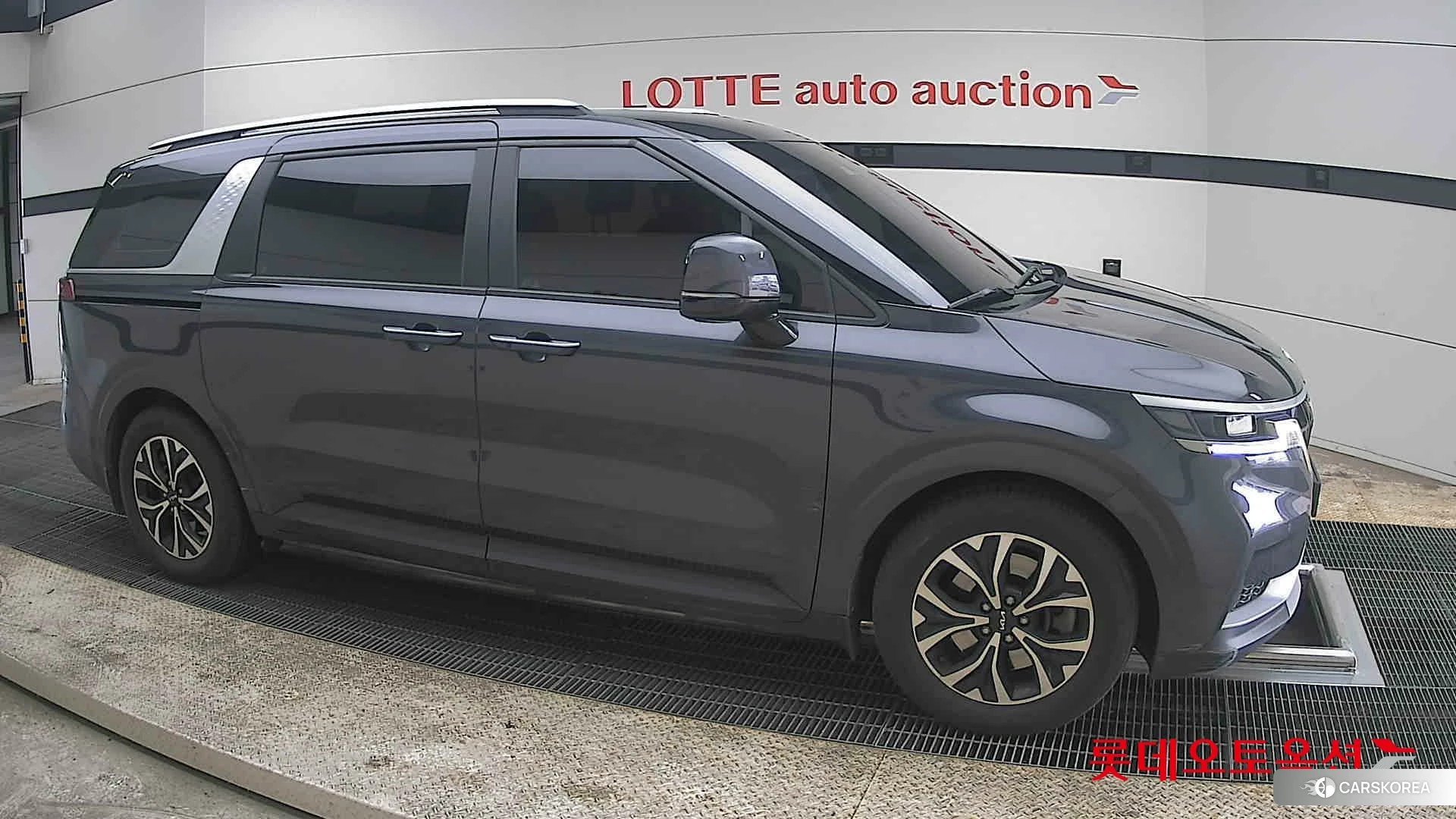 Kia Carnival id 3875762 из Кореи 8