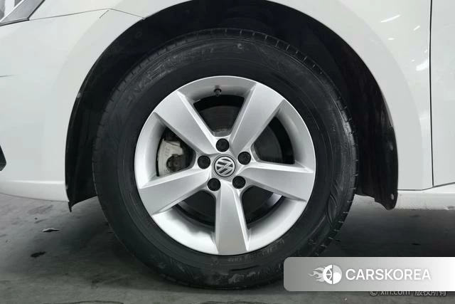 Volkswagen Lavida id 4314002 из Китая 8