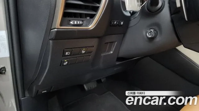 Lexus NX300h id 2956202 из Кореи 8