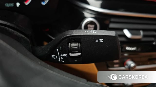 BMW 5 Series (G30) id 3885962 из Кореи 8